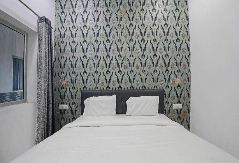 酒店 The Relax Inn Residency