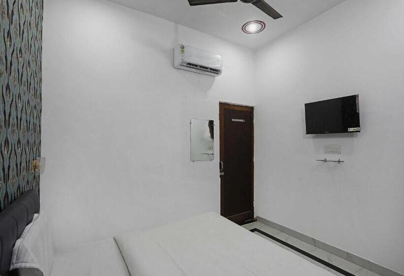 酒店 The Relax Inn Residency