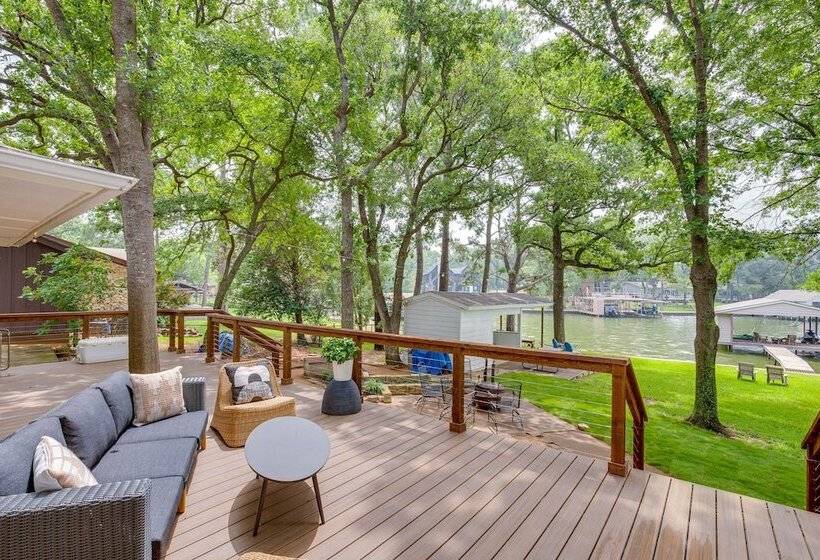 Private Dock: Lakefront Enchanted Oaks Retreat