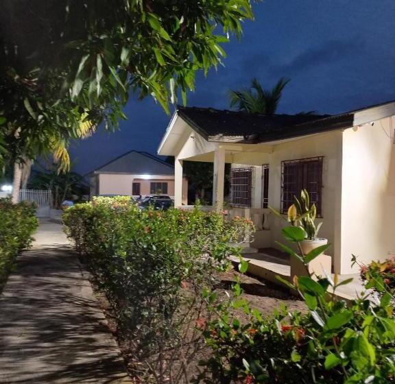 Lord S Hands Guest House Hotel