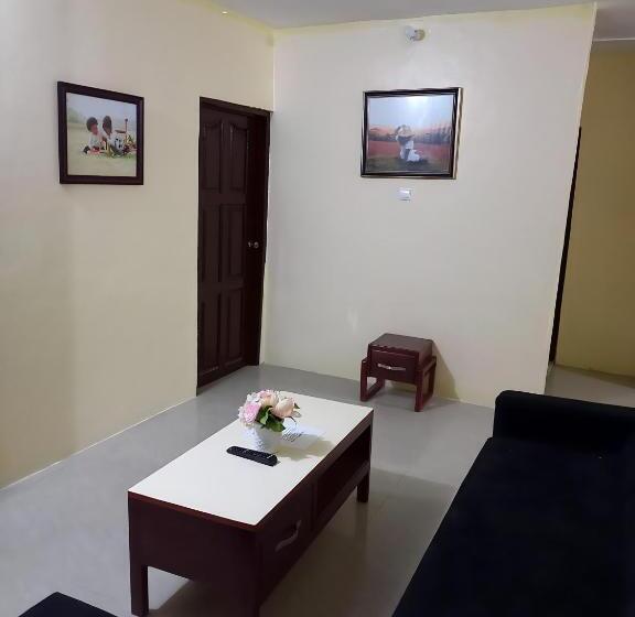 Lord S Hands Guest House Hotel