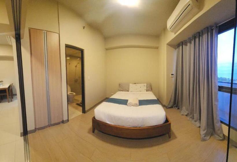 Mactan Newtown Condo By Ejb