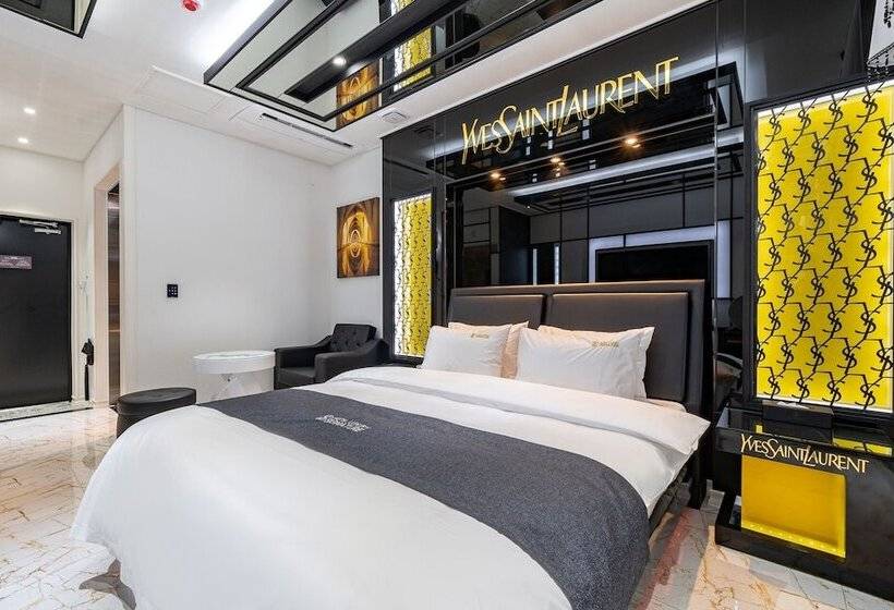 Motel Goseong Luxury Hotel Signature