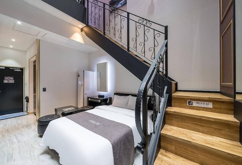 Motel Goseong Luxury Hotel Signature