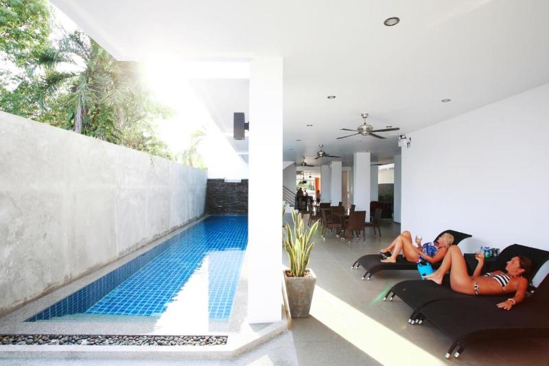 One World One Home Naiharn Hotel By Zuzu