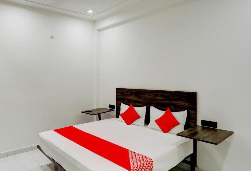 Oyo Flagship Hotel Palacio Palace