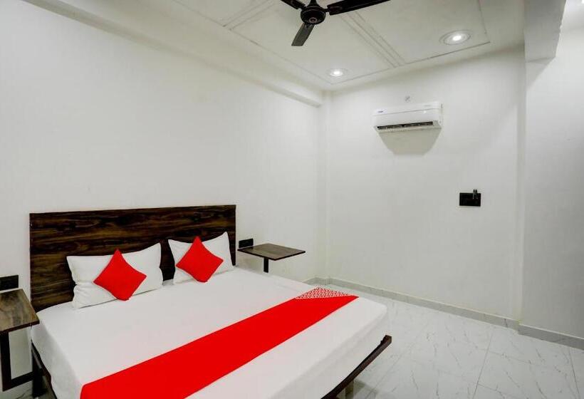 Oyo Flagship Hotel Palacio Palace