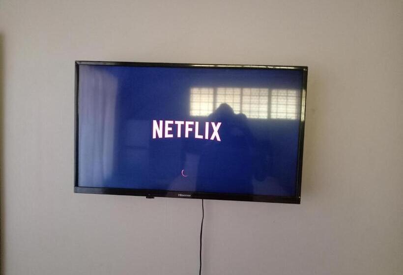 ペンション Family House