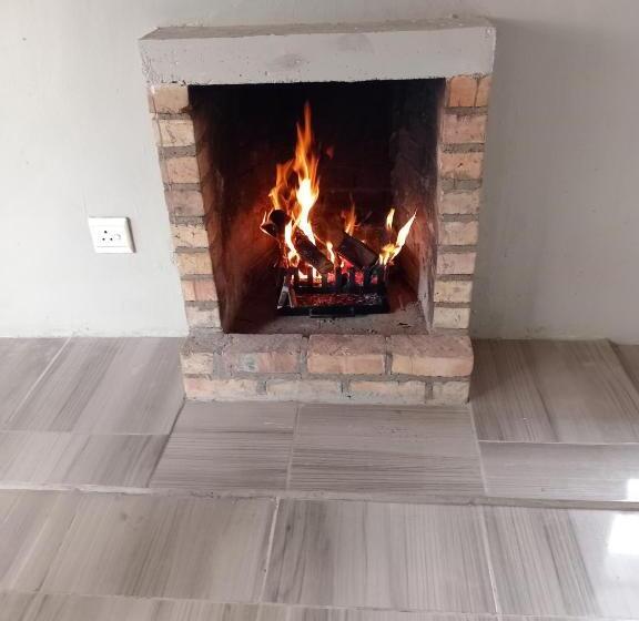 ペンション Family House