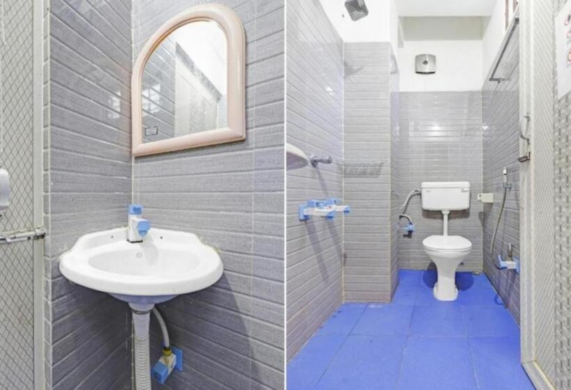 پانسیون Fabexpress Lakhi