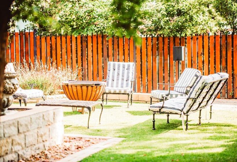 بنسيون Le Grant Guesthouse And Conference Facility