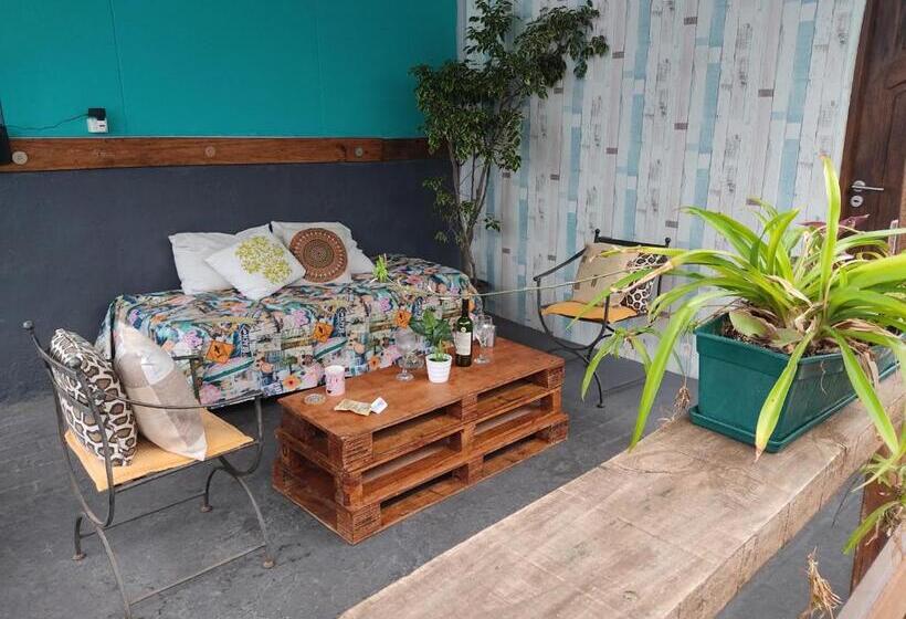 پانسیون Patio Urbano Suites & Beds