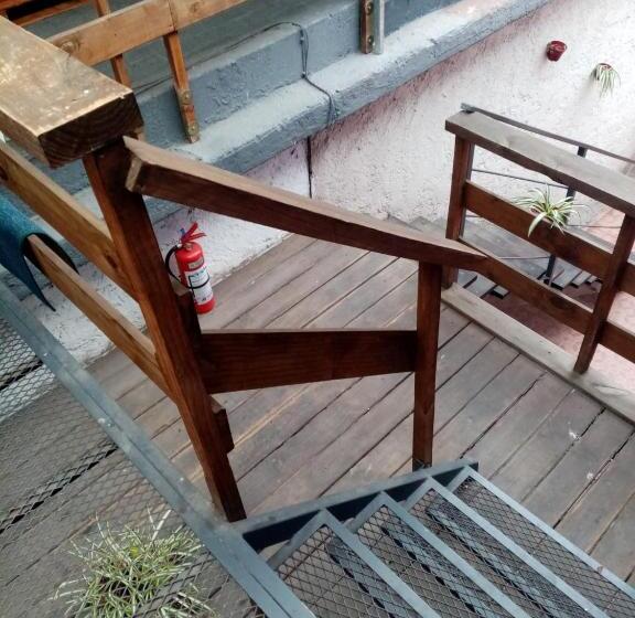 پانسیون Patio Urbano Suites & Beds