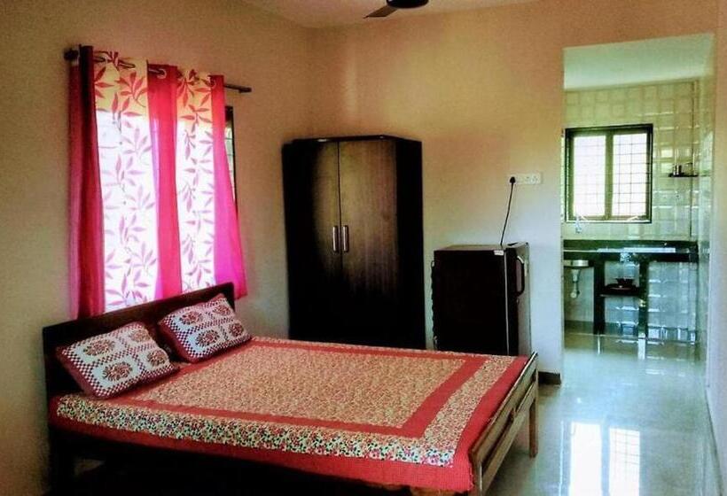 Pensão R N Guest House