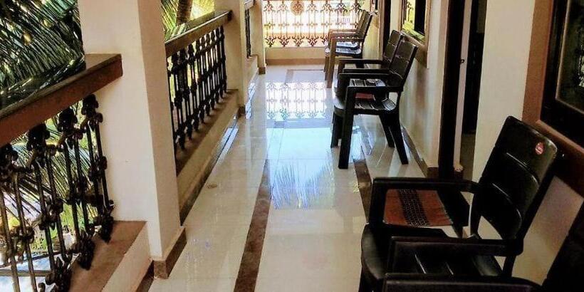 Pensão R N Guest House