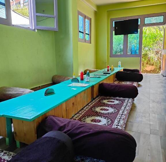 بنسيون Sunshine