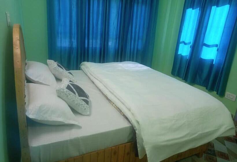 بنسيون Sunshine