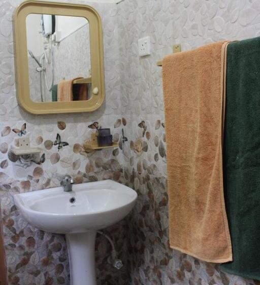 Пансион The Escape With Jadeon