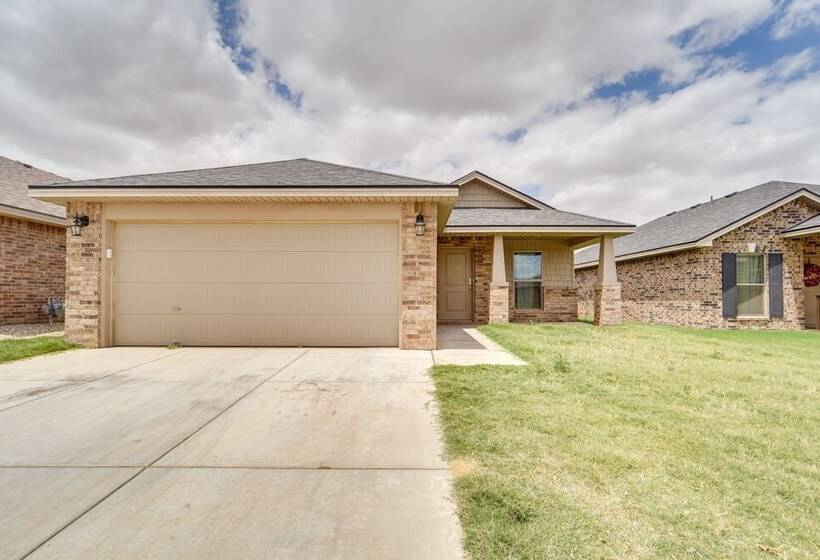 Pet Friendly Lubbock Home   10 Mi To Downtown