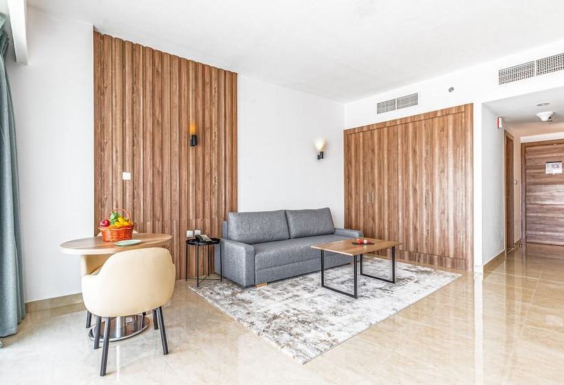 Pyramisa Hotel Apartments