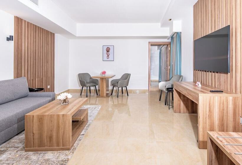 Pyramisa Hotel Apartments