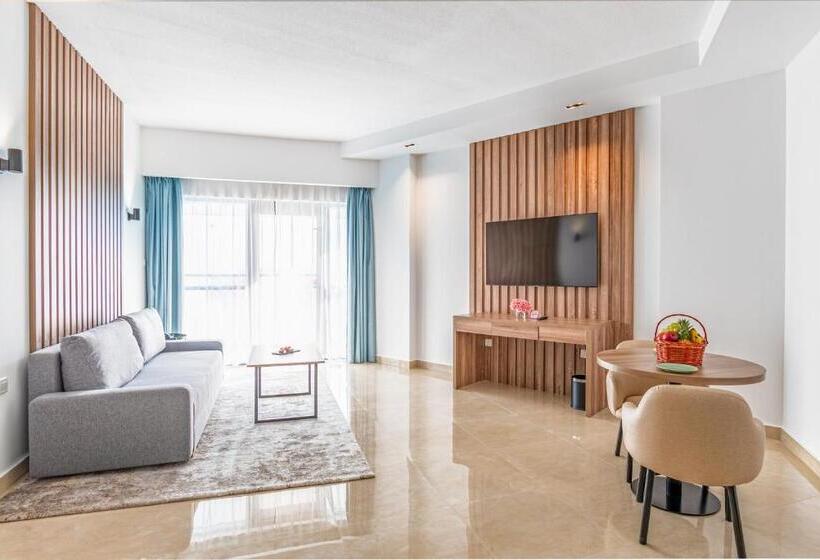 Pyramisa Hotel Apartments