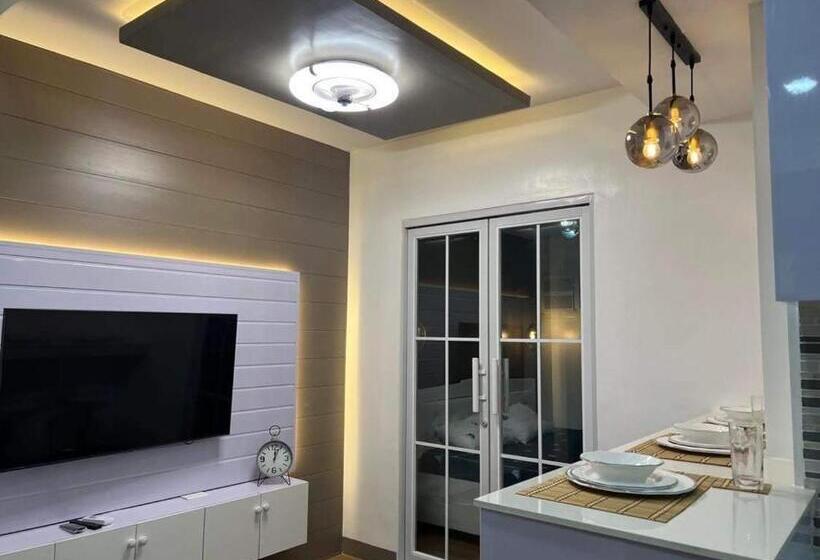 The Loop Towers By Vista Residence Jbj