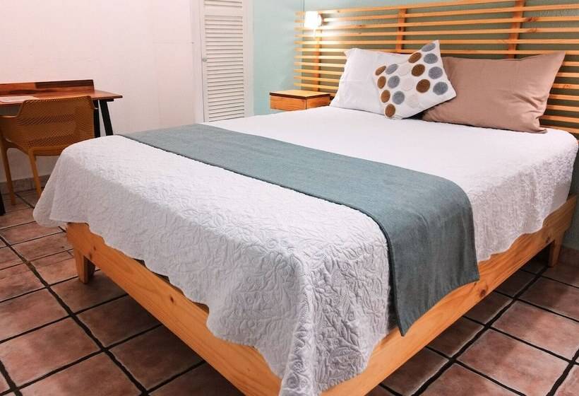 Trebol Amarillo Bed & Breakfast