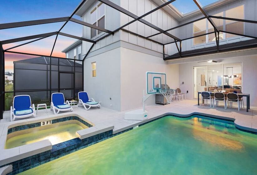 Villatel Orlando Resort