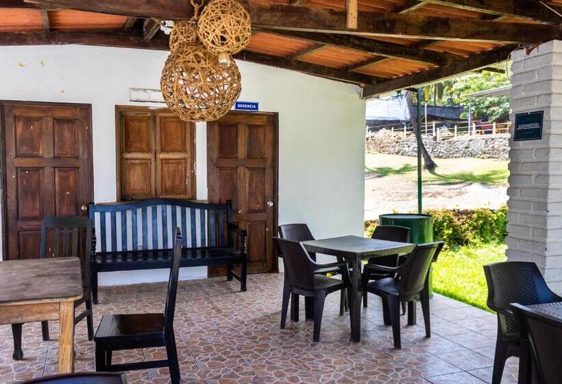 Yalí Sunzal Hotel   La Libertad