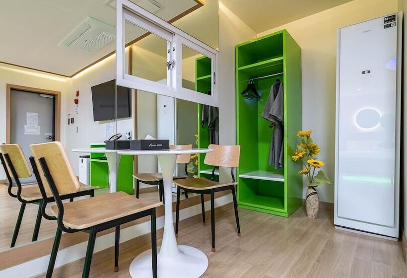 Yangyang Amor Motel