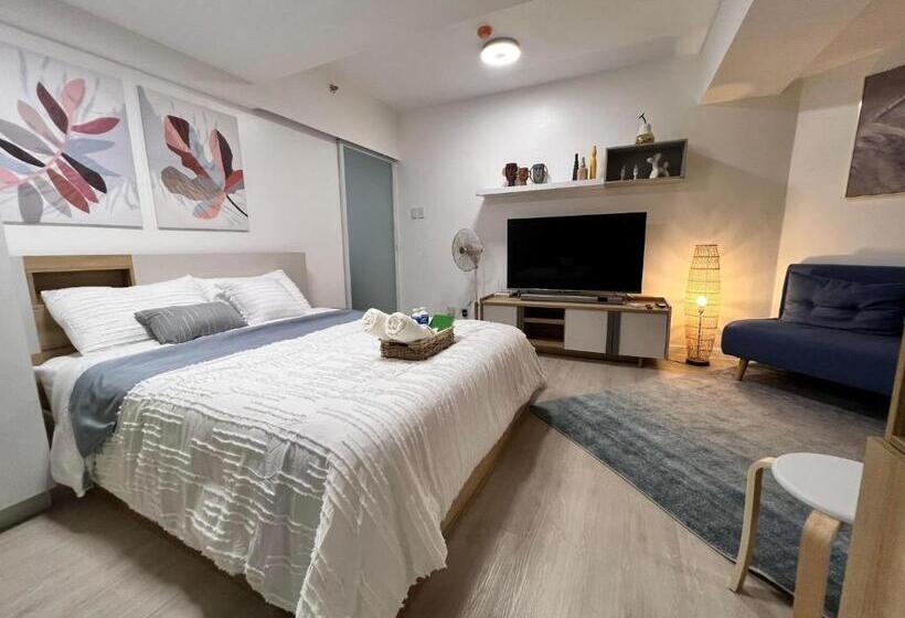 1br Unit With Spectacular View Monaco Tower 1430a