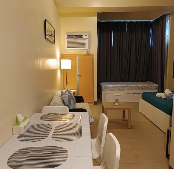 2 Palm Tree Villas Condotel Near Airport By Rqui