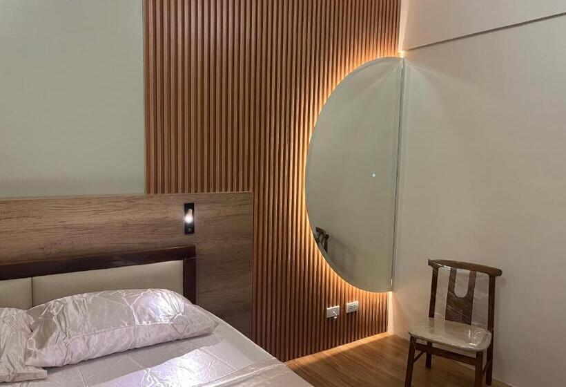 Aesthetic Functional Minimalist Space Sunvida Tower Sv1716