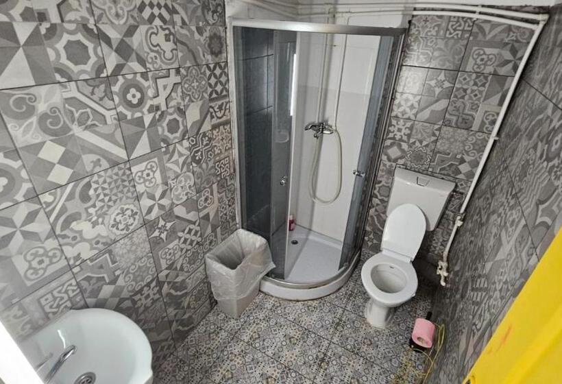 هاستل Gara De Nord Banat 4 You