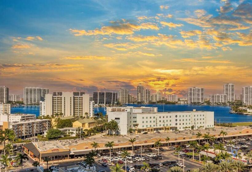 ユースホステル Luxurious Beach Resortbay View Insta Worthy Gym