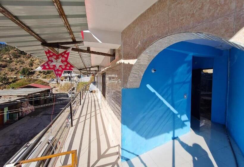 הוסטל Rustic Star