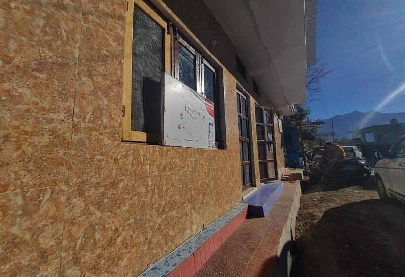 הוסטל Rustic Star