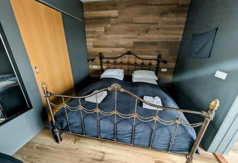 مبيت وإفطار Hótel Hrífunes By Ourhotels