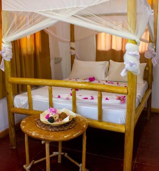 مبيت وإفطار Jambiani Wood House