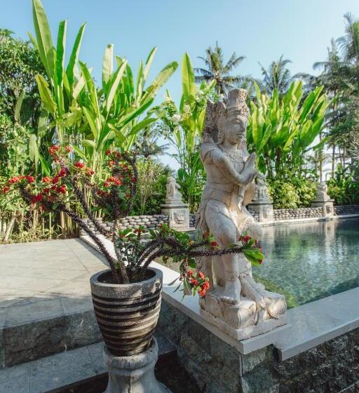 مبيت وإفطار Kishi Kishi Artvilla