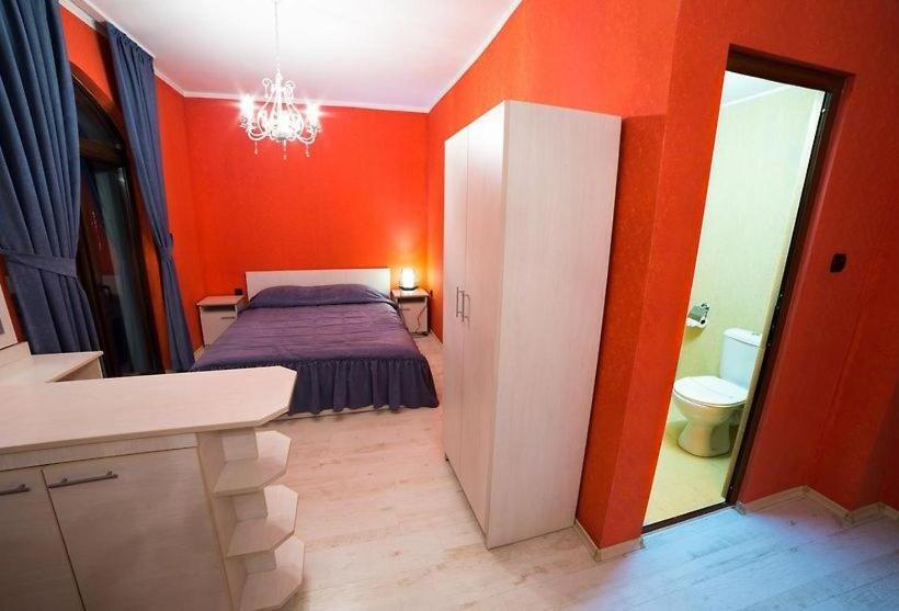 ベッドアンドブレックファースト Kris Hotel & Restaurant