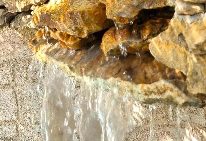 צימר La Chaumière De La Forêt Enchantée, Week End Insolite, Avec Jacuzzi Privatif Dans Espace Bien Etre