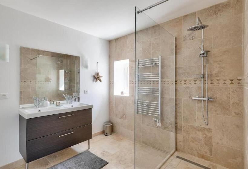 צימר Mas De La Souvine