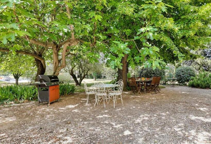 مبيت وإفطار Mas De La Souvine