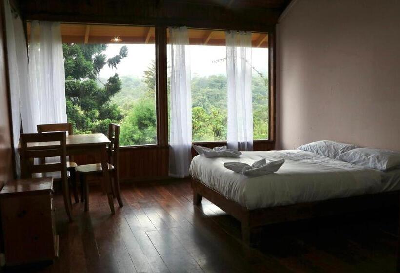 مبيت وإفطار Poas Volcano & La Paz Waterfall Cabins