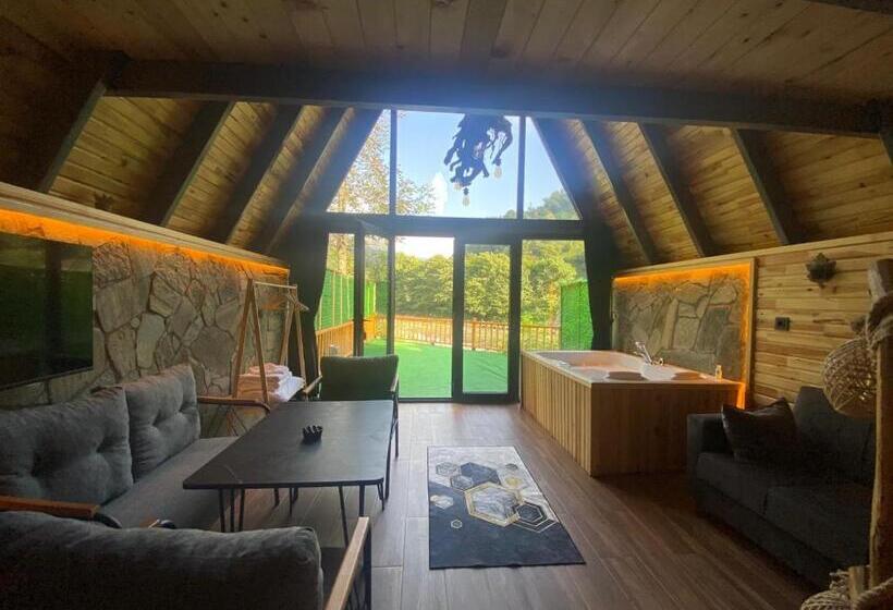 צימר Ri̇ver Si̇de Bungalov