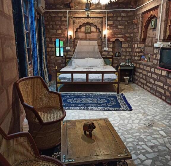 مبيت وإفطار Shangri La Heritage Haveli