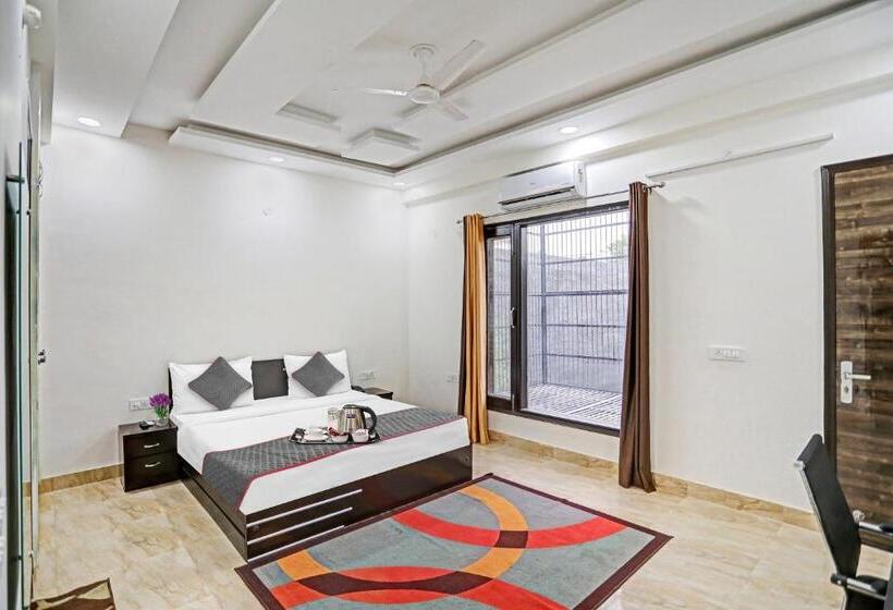 Collection O Hotel The Sunrise