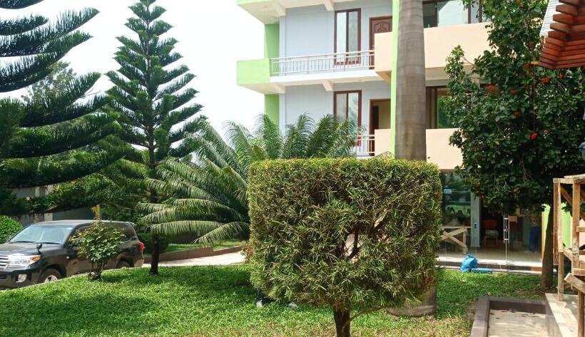 Des Grand Hotel Mwanza